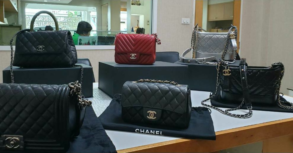 กระเป๋าแบรนด์เนม,นาฬิกา Louis Vuitton, Chanel,Gucci,ysl Yves Saint Laurent,Rolex,Patek philippe